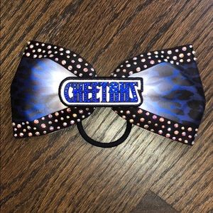 CA Cheetahs competition bow!